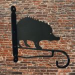 Hedge Hog Feature wall bracket